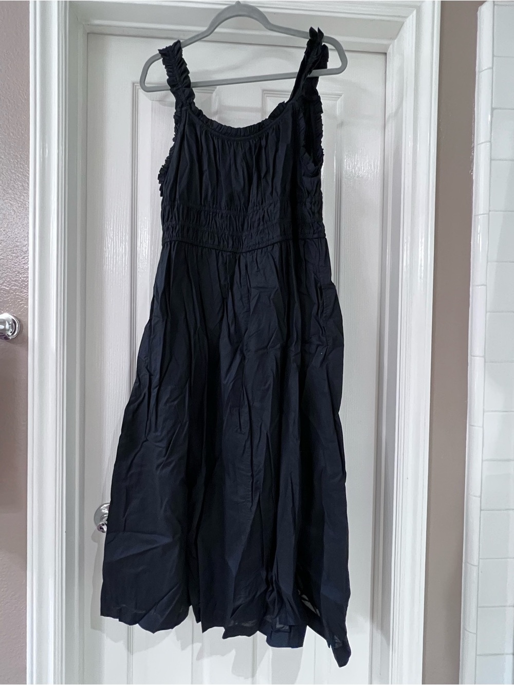 Old Navy Black Ruffle Strap Dress - Picture 3 of 4